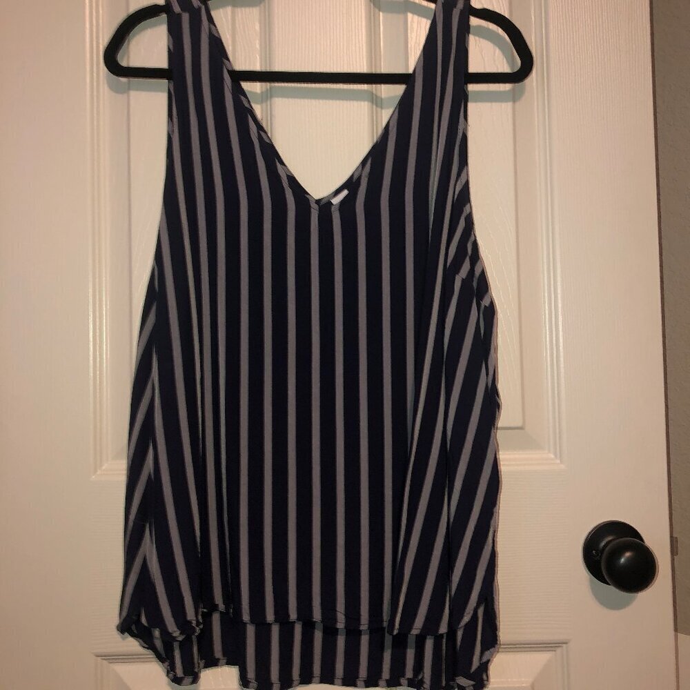 Old Navy navy and gray stripe v neck and‎ v back tank XXL